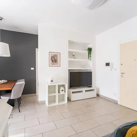 Maison Lumiere, Design 5 Min From Tiburtina Station Appartement