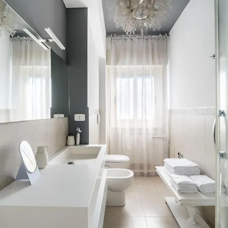 Appartement Maison Lumiere, Design 5 Min From Tiburtina Station Rome